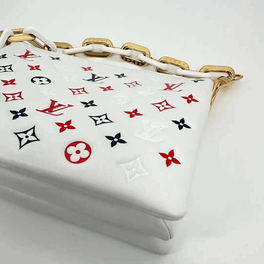 Louis Vuitton Coussin PM weiß  goldene Hardware M23466/ neuwertig Louis Vuitton