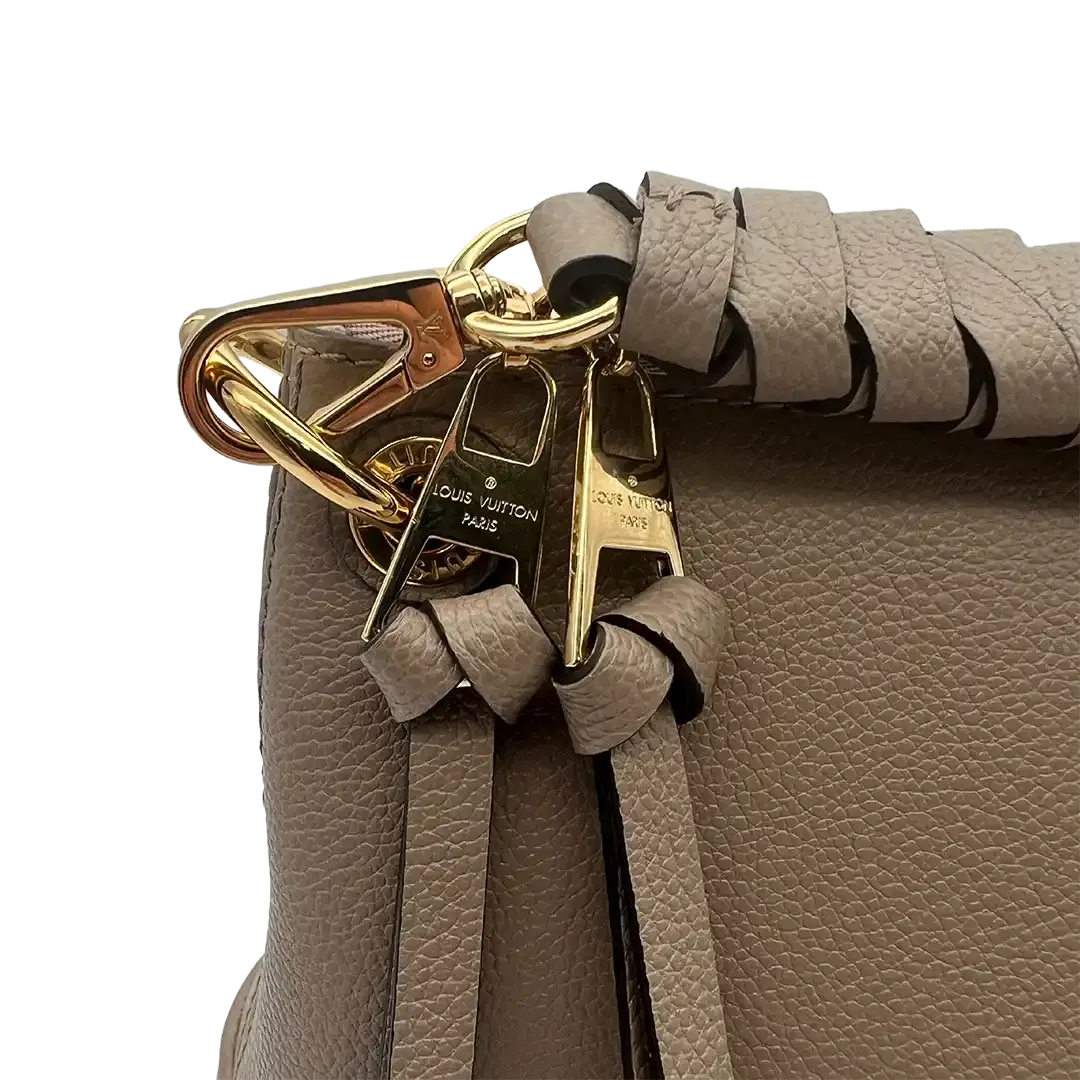 Louis Vuitton Maida Hobo Tourterelle  Hardware Detail