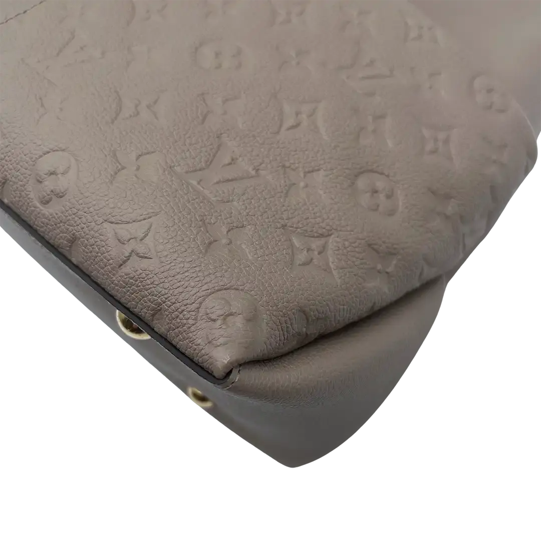 Louis Vuitton Maida Hobo Tourterelle  Ecke