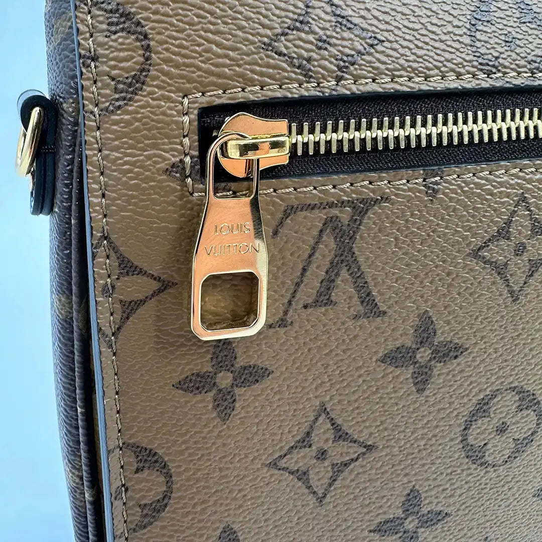 Louis Vuitton Pochette Métis Monogram Reverse / sehr gut Louis Vuitton