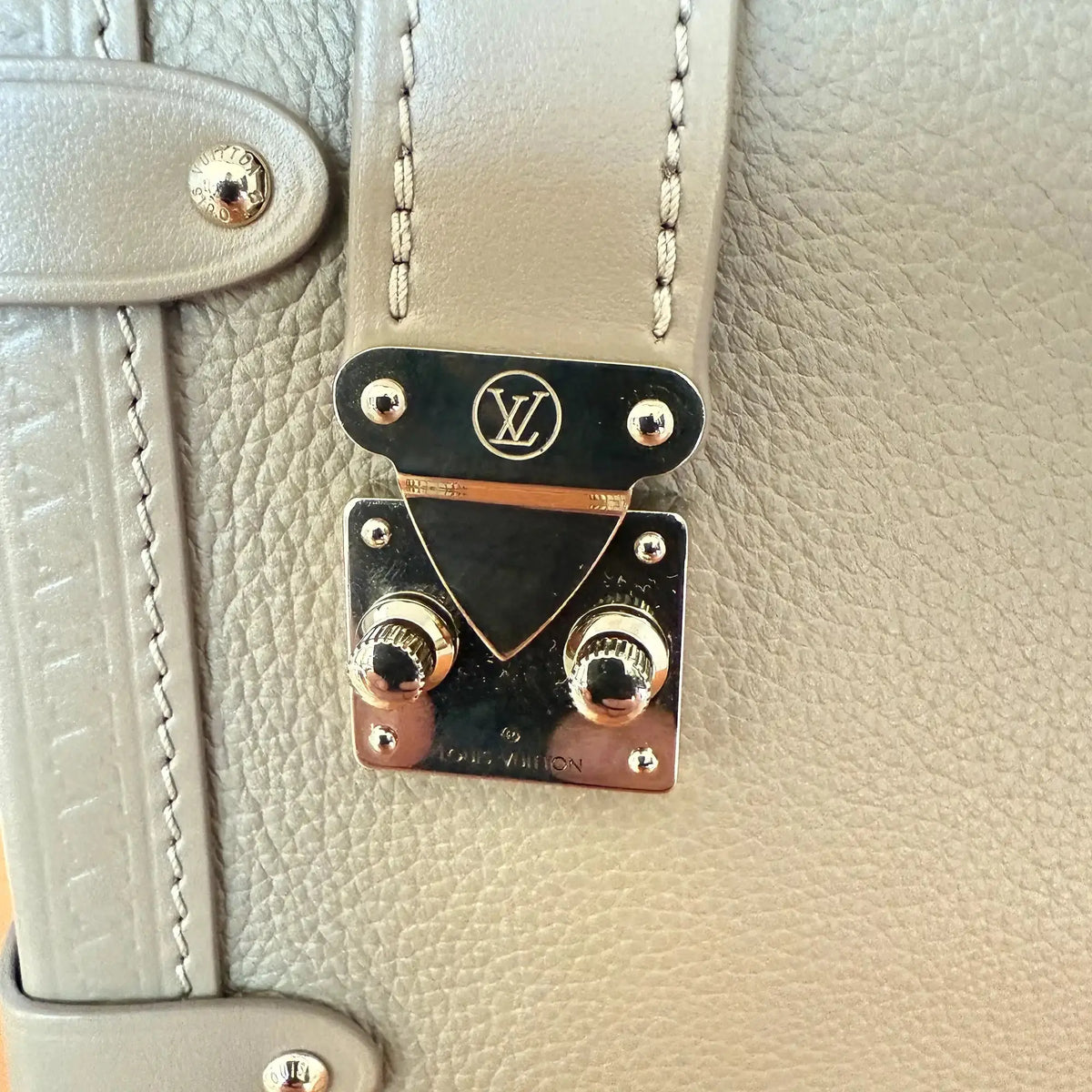 Louis Vuitton Side Trunk MM M25072 Taupe Fullset / sehr gut Louis Vuitton