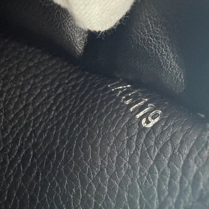 Louis Vuitton Mylockme Compact Wallet schwarz Leder / neuwertig Louis Vuitton
