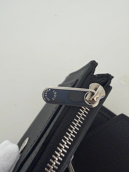 Louis Vuitton Mylockme Compact Wallet schwarz Leder / neuwertig Louis Vuitton
