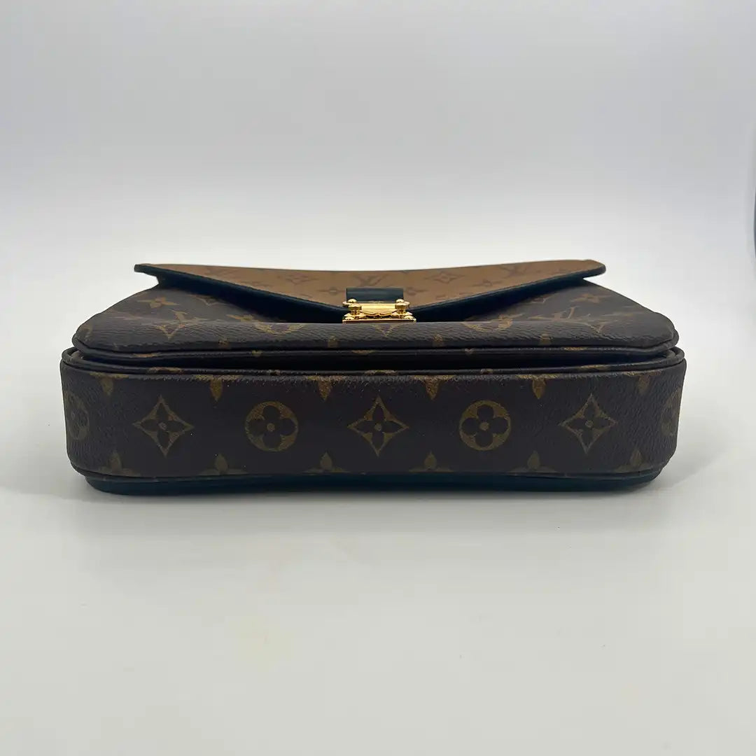 Louis Vuitton Pochette Métis Monogram Reverse Canvas M44876  / sehr gut Louis Vuitton