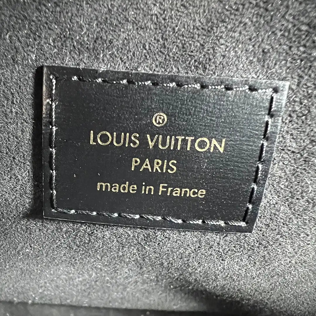 Louis Vuitton Pochette Métis Monogram Reverse Canvas M44876  / sehr gut Louis Vuitton