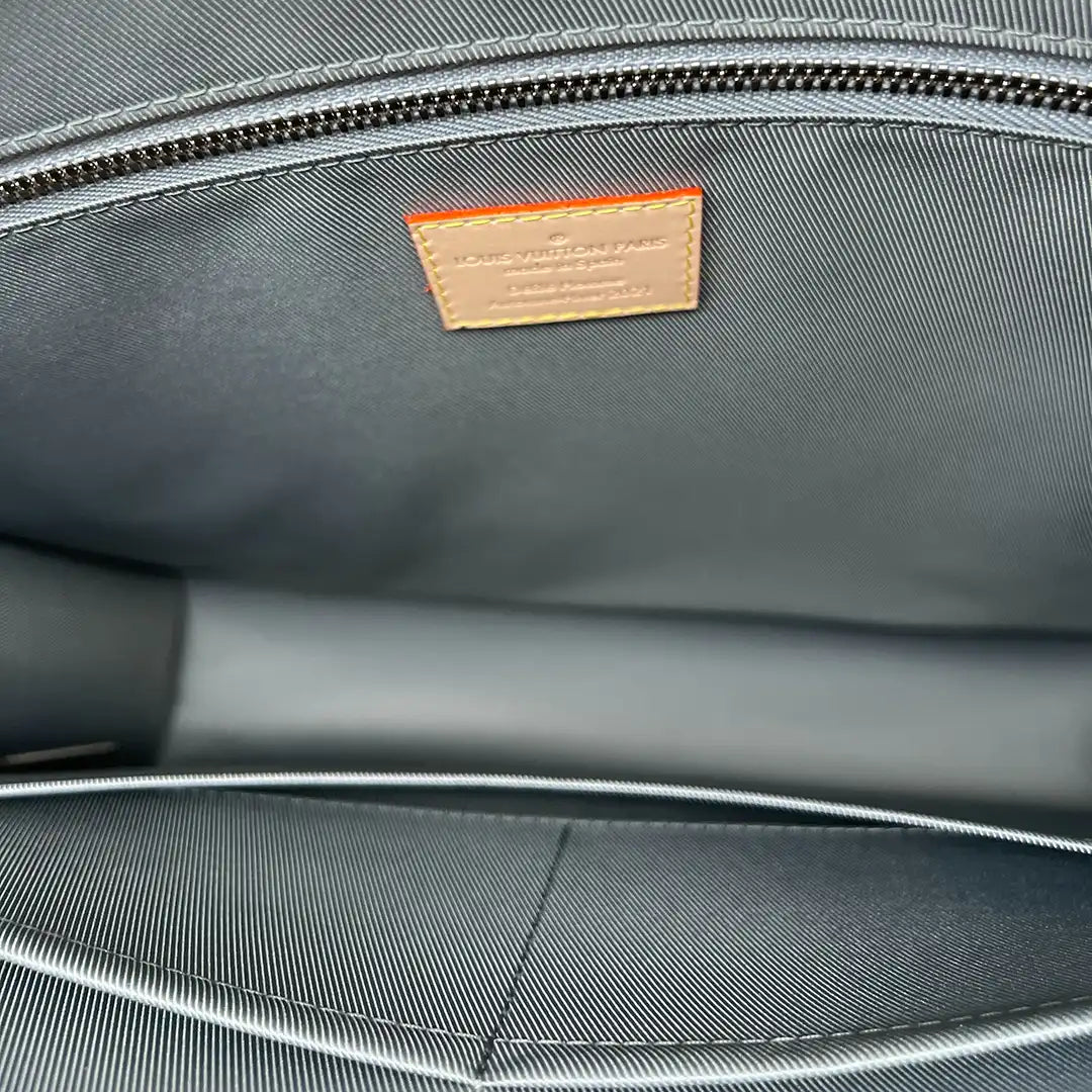 Louis Vuitton Sac Plat Mirror silber Vigirl Abloh M45884  / neu Louis Vuitton
