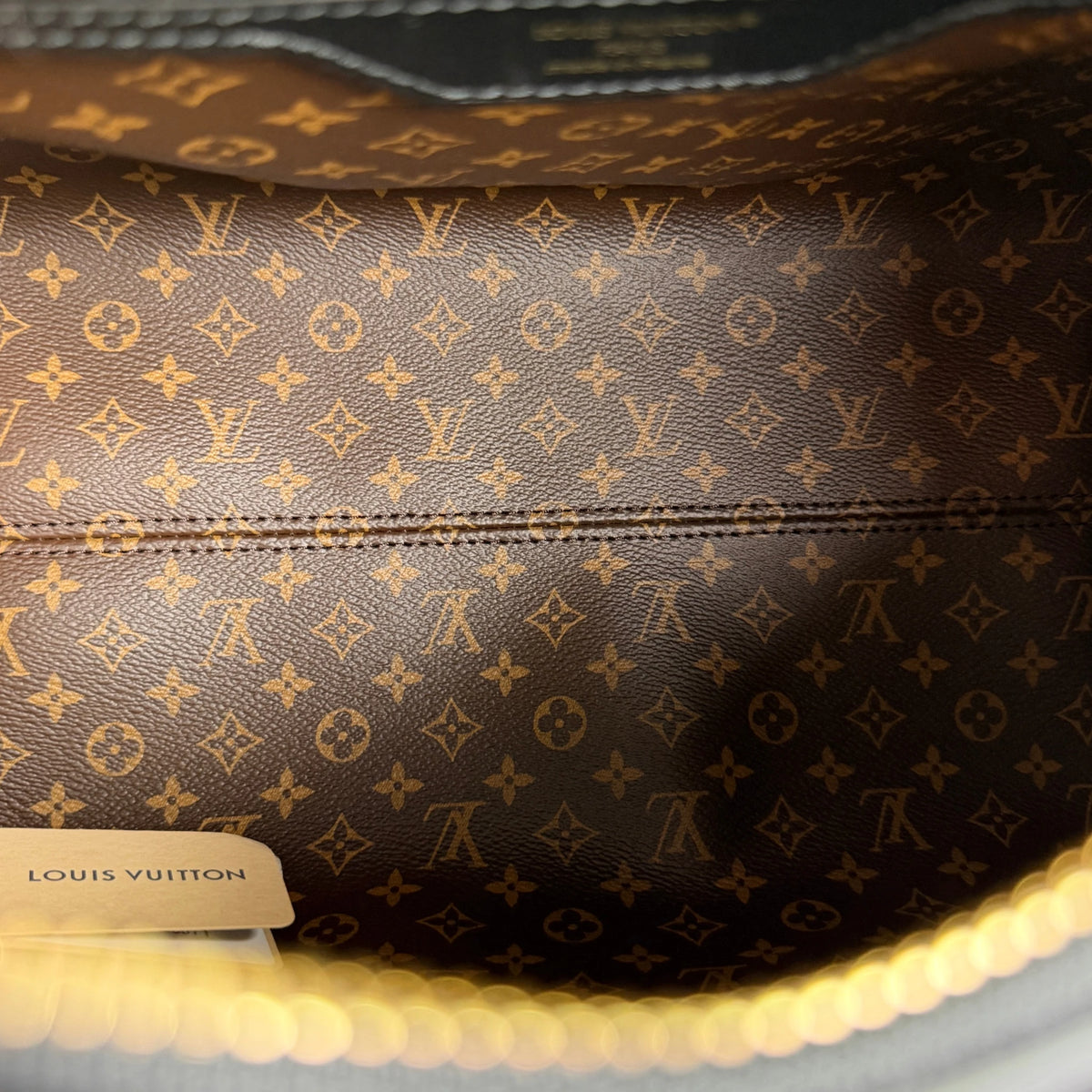 Louis Vuitton Speedy Soft 30 Epi Leder Schwarz Gold – Ansicht 5