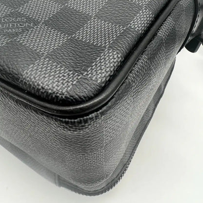 Louis Vuitton Utility Messenger Damier Graphite Fullset / sehr gut SONDERANGEBOT Louis Vuitton