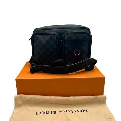 Louis Vuitton Utility Messenger Damier Graphite Fullset / sehr gut SONDERANGEBOT Louis Vuitton