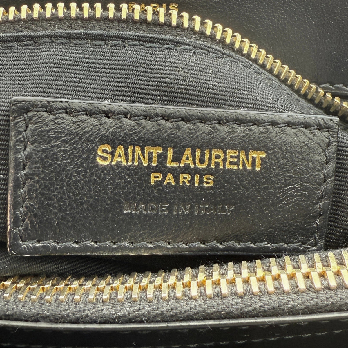 Saint Laurent YSL LouLou Medium Leder Schwarz goldene Hardware / sehr gut Saint Laurent
