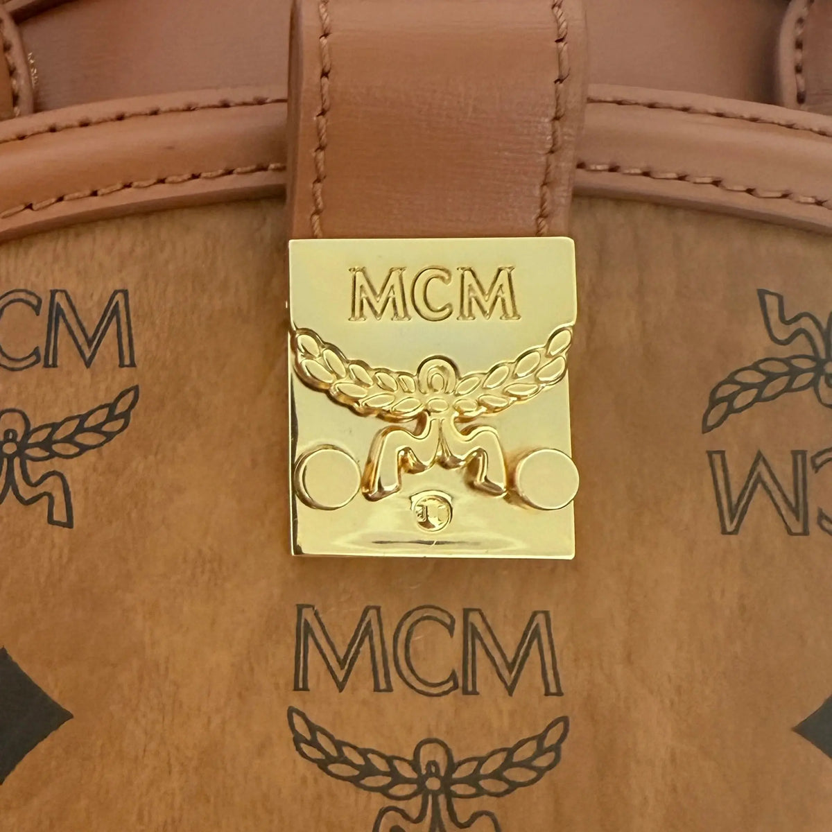 MCM Tracy Tote Bag Small Braun / neuwertig MCM