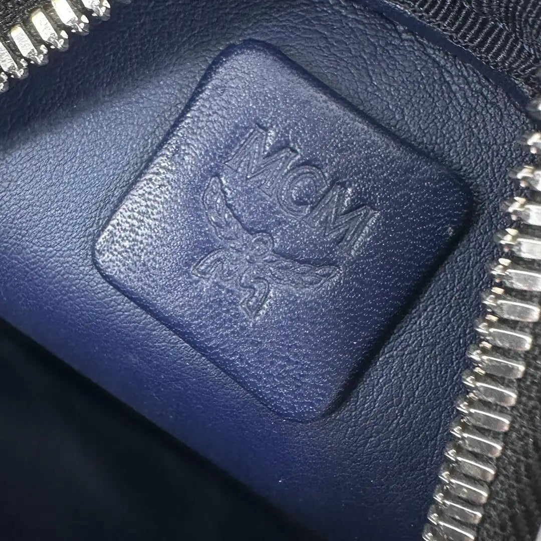MCM Stark Mini Rucksack Monogram weiß abnehmbare Ledergurte / sehr gut MCM