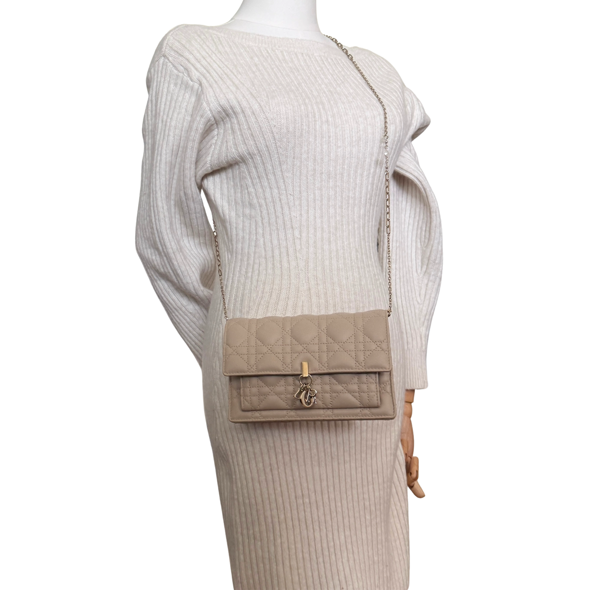 Dior My Dior Daily Pouch mit Kette Puderbeige Fullset / sehr gut Dior