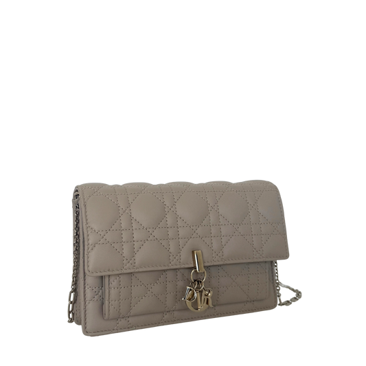 Dior My Dior Daily Pouch mit Kette Puderbeige Fullset / sehr gut Dior