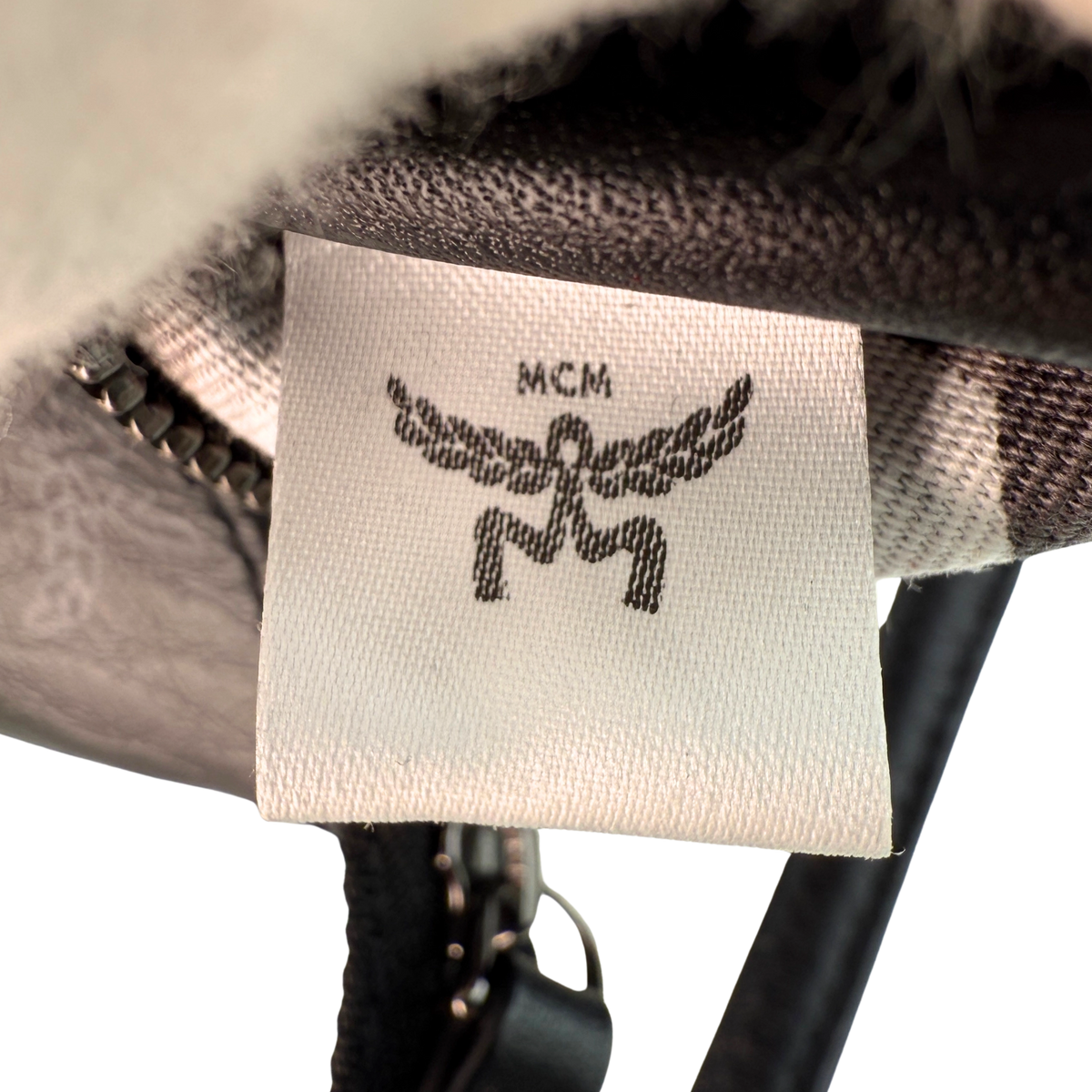 MCM Liz Wendeshopper Mini Schwarz / neuwertig MCM