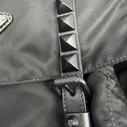 Prada New Vela Umhängetasche Nero all black / sehr gut Prada