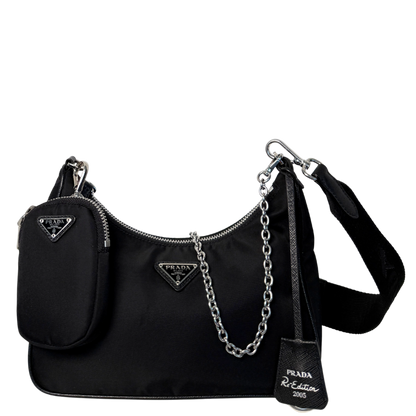 Prada Re-Edition 2005 aus Re-Nylon Schwarz / neuwertig Prada