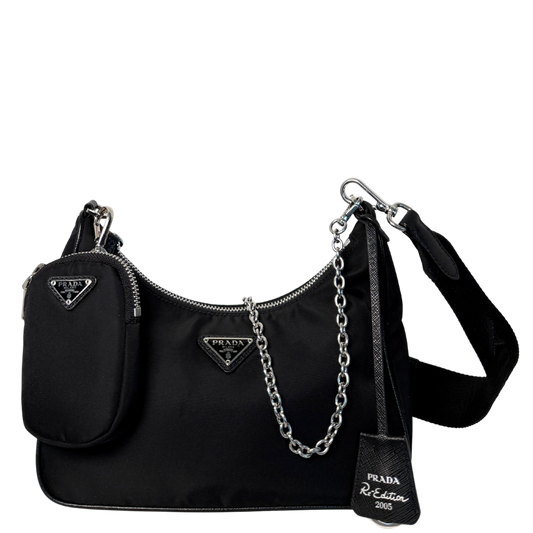 Prada Re-Edition 2005 aus Re-Nylon Schwarz / neuwertig Prada