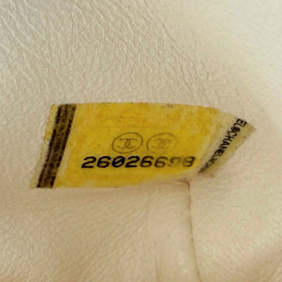 Chanel Runway Top Handle aus Fell Weiß / neuwertig Chanel