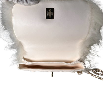 Chanel Runway Top Handle aus Fell Weiß / neuwertig Chanel