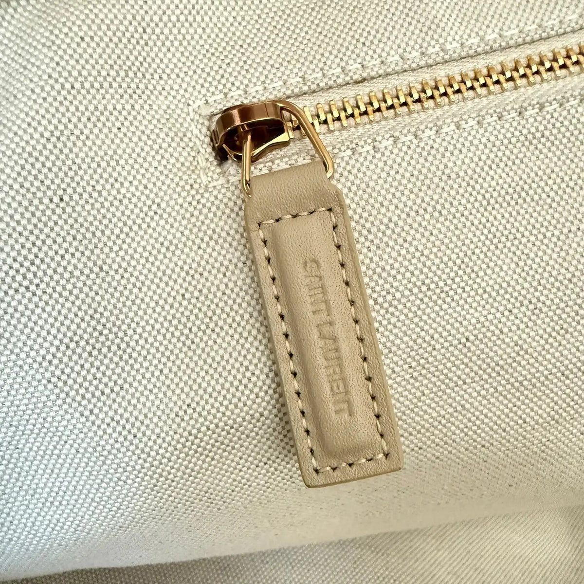 Saint Laurent YSL Icare Maxi Shopper gestepptes Nubukleder beige / neuwertig Saint Laurent