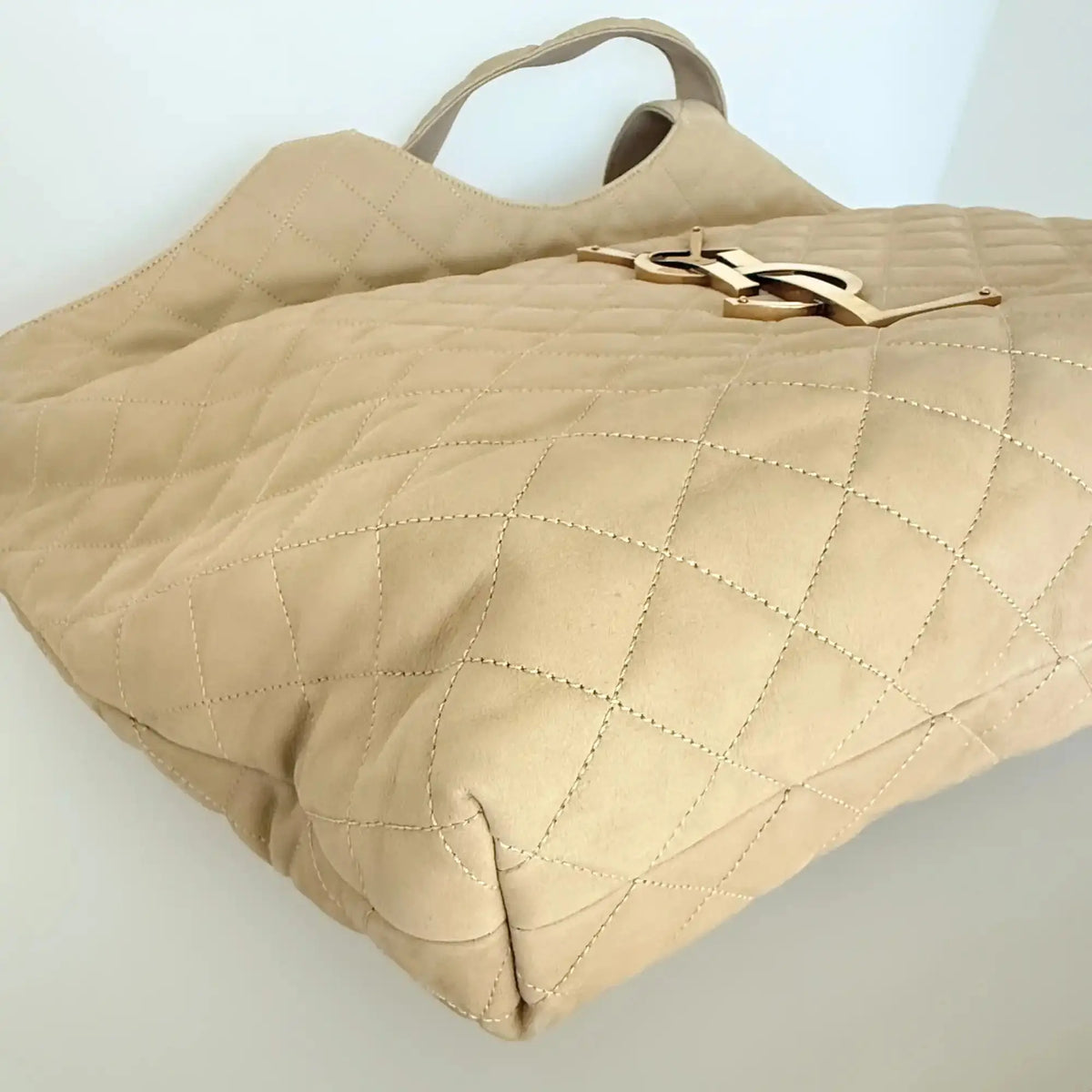 Saint Laurent YSL Icare Maxi Shopper gestepptes Nubukleder beige / neuwertig Saint Laurent