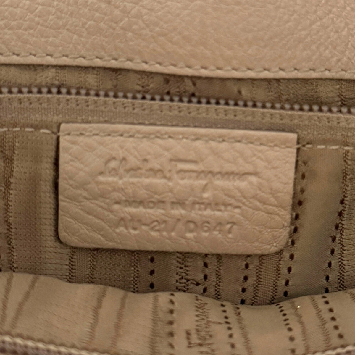 Salvatore Ferragamo Sofia Satchel Bag Beige / sehr gut Salvatore Ferragamo