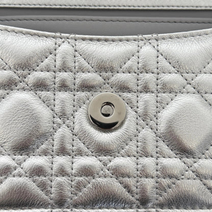 Dior My Dior Daily Pouch mit Kette Silber / sehr gut Dior