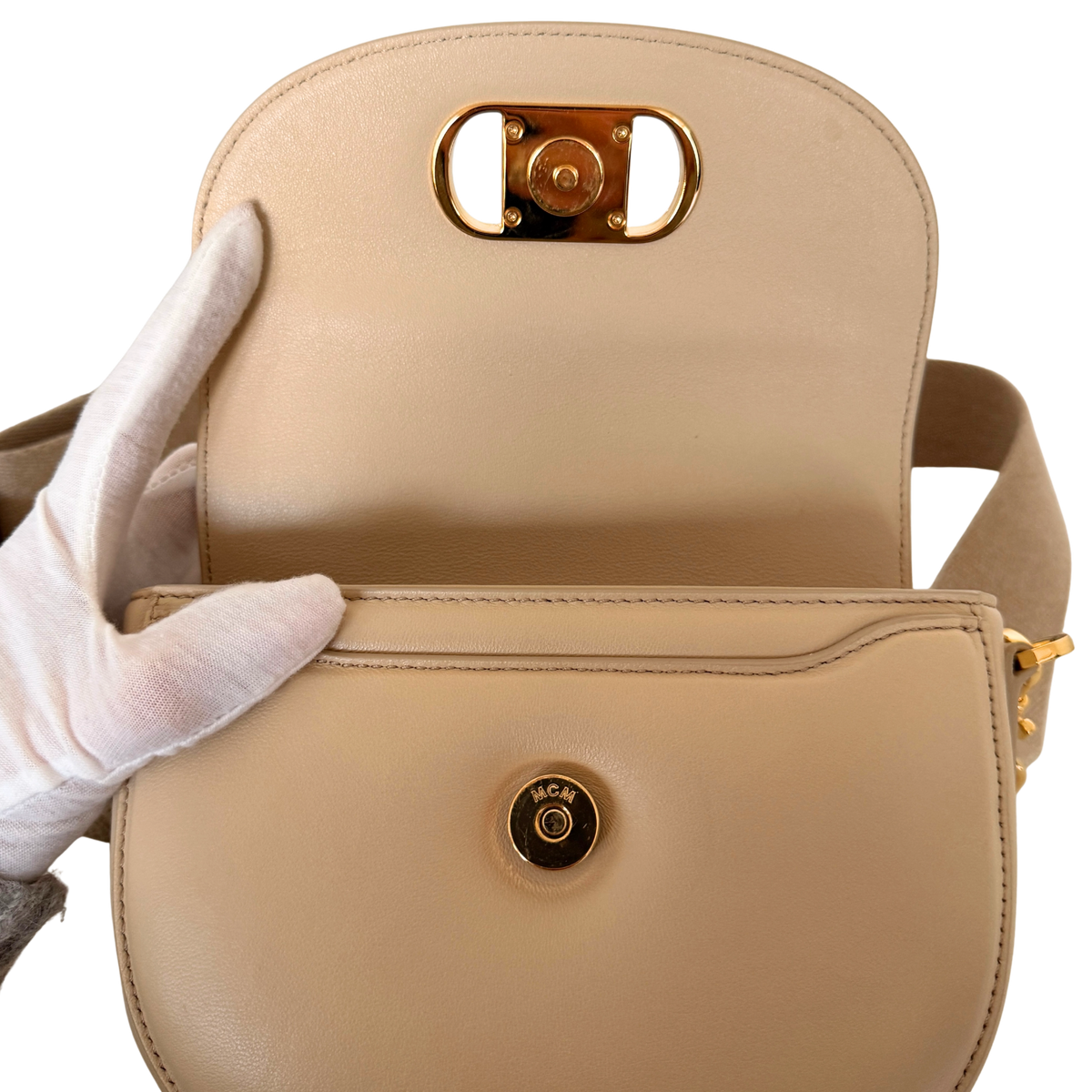 MCM Travia Schoudertas Beige