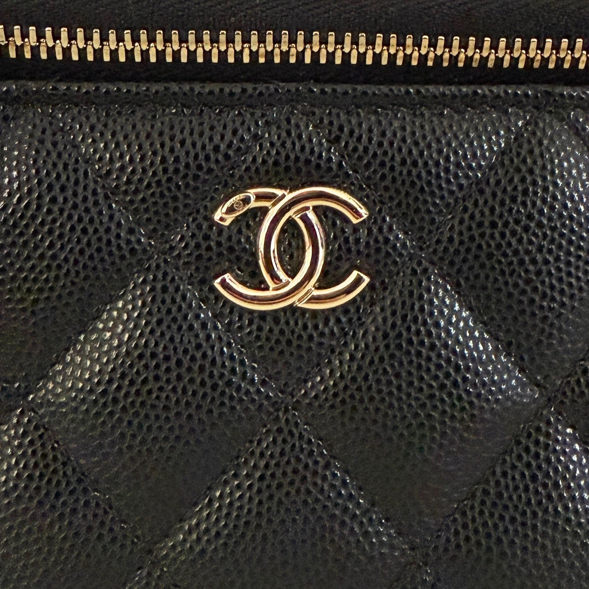 Chanel Vanity A Chain Kaviarleder goldene Hardware Schwarz / sehr gut Chanel