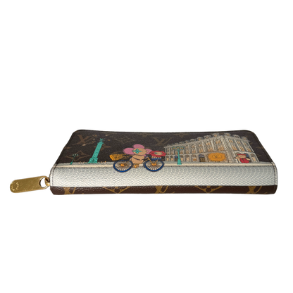 Louis Vuitton Zippy Vivienne Holiday Monogram Canvas Bruin