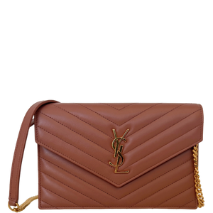 Saint Laurent YSL Cassandre Envelope met kettingriem Rosé
