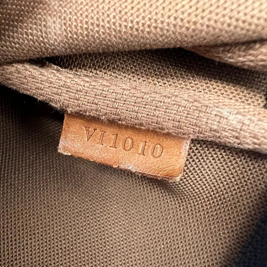 Louis Vuitton Pochette Accessoires Monogram Canvas  M51980 Braun / gut Louis Vuitton