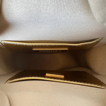 Chanel  Metallic Lammleder Quilted Walk Of Fame Star Bag Gold / neuwertig Chanel