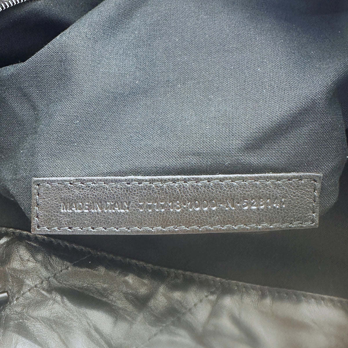 Balenciaga Shopper Crush East-West Large Kalbsleder / neuwertig Balenciaga