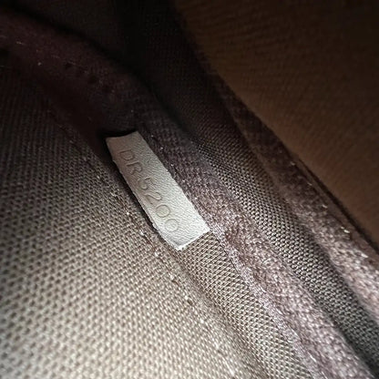 Louis Vuitton Multi Pochette Accessoires Monogram Canvas Rose Clair M44840 / sehr gut Louis Vuitton