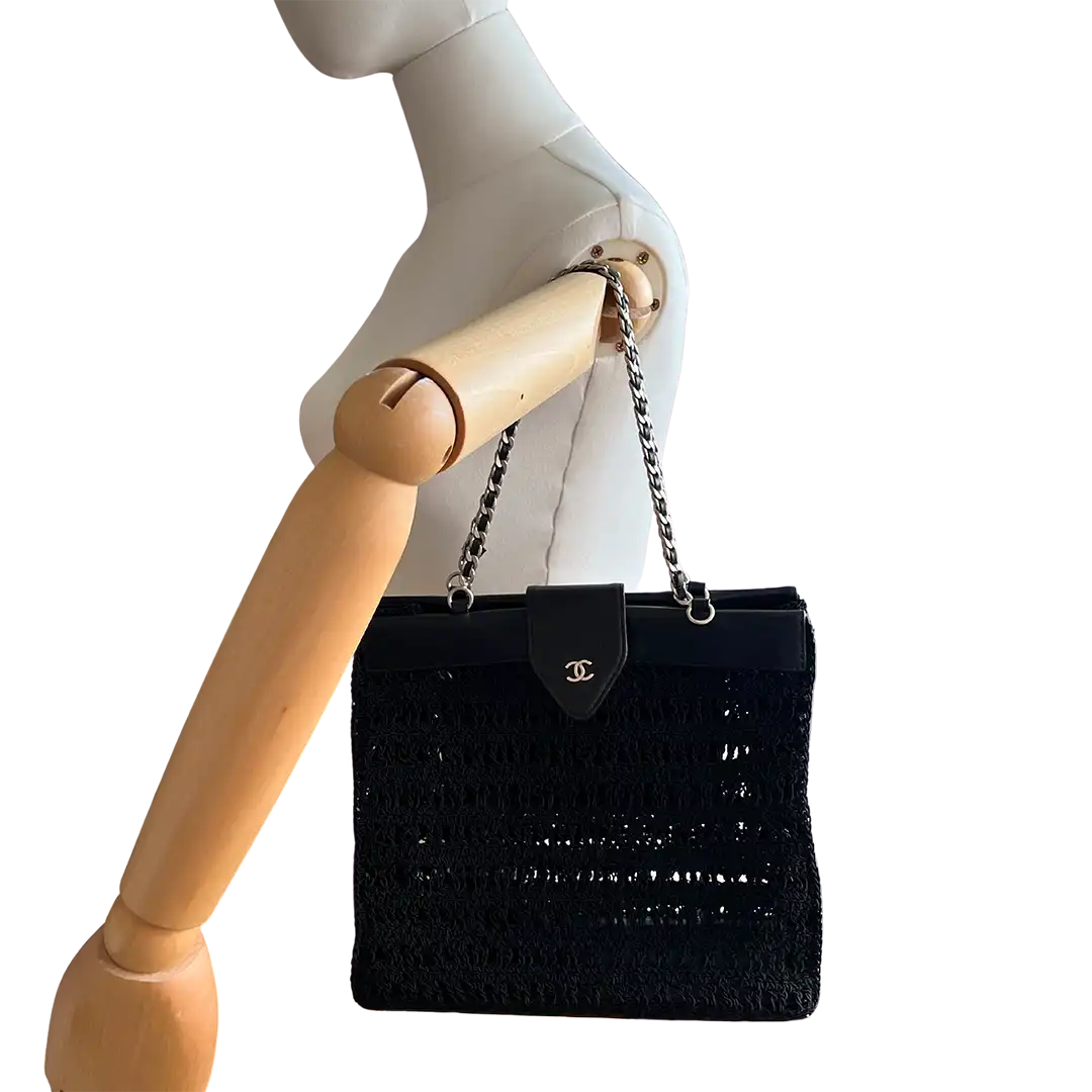 Chanel Vintage Supermodel Häkeltasche CC Logo / sehr gut Chanel